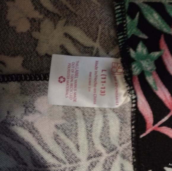 Tropical Two Piece Shorts and Top Outfit - Picture 8 of 8